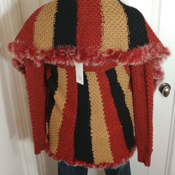 Bacci Brand Multi Color Sweater - Picture 4 of 8